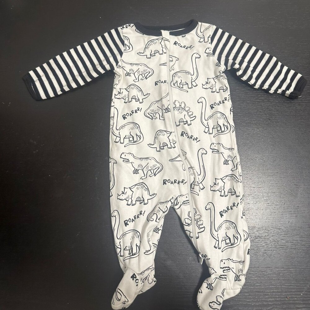Cute Dinosaur Onesie - Size 0-3 Months